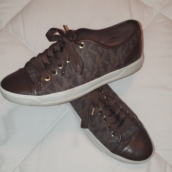 Michael Kors Shoes - Michael Kors Shoes Size 7